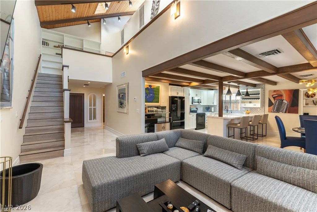 2845 QUEENS COURTYARD, Las Vegas, NV 89109