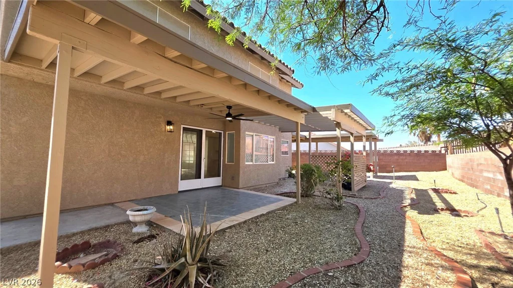 2155 Athol, Laughlin, NV 89029