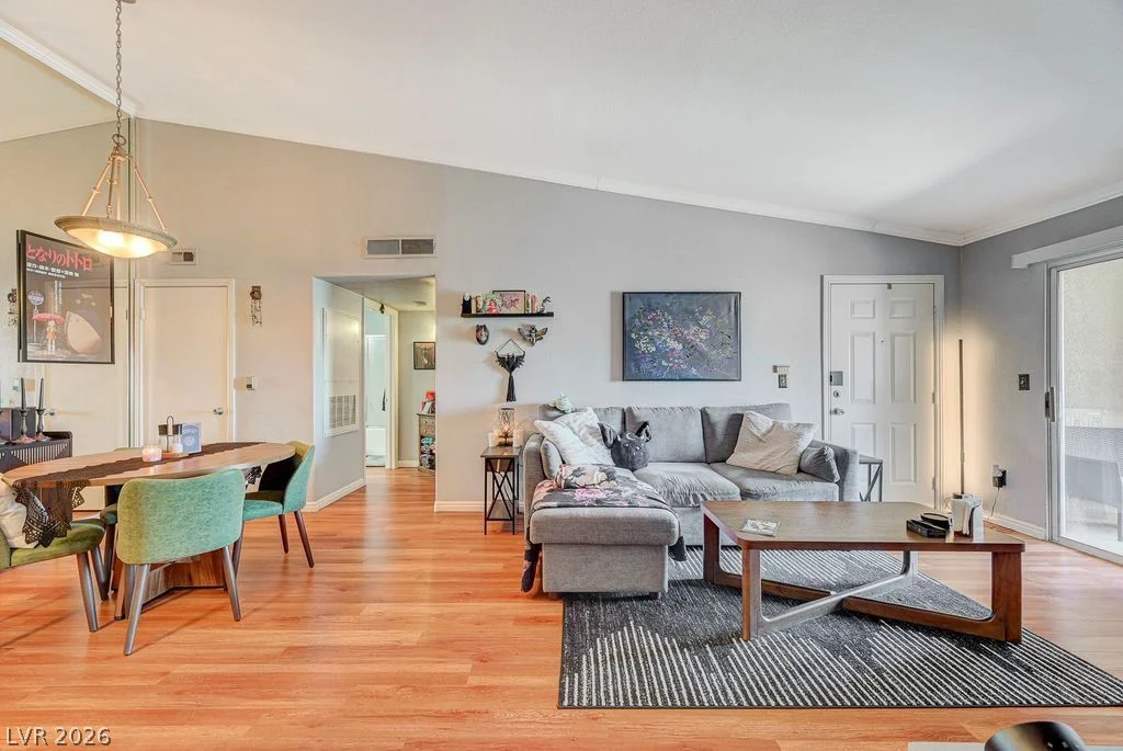 7885 Flamingo, Las Vegas, NV 89147