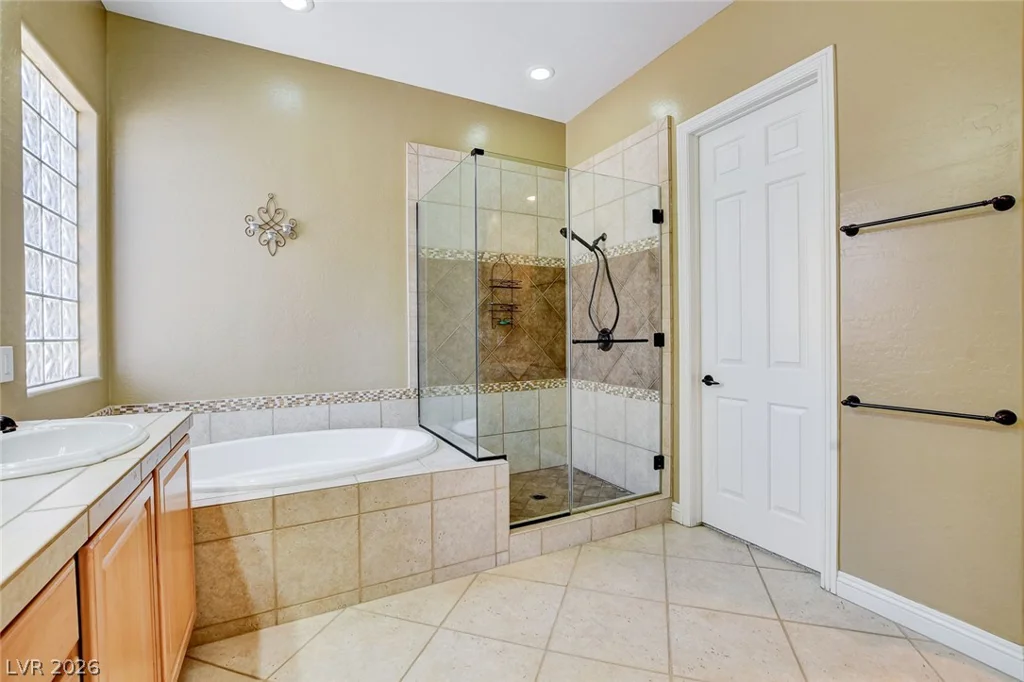 7521 Java Sparrow, North Las Vegas, NV 89084