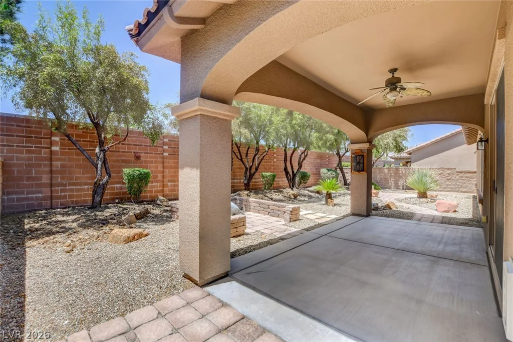 7521 Java Sparrow, North Las Vegas, NV 89084