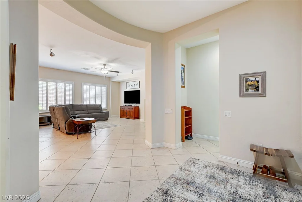7521 Java Sparrow, North Las Vegas, NV 89084