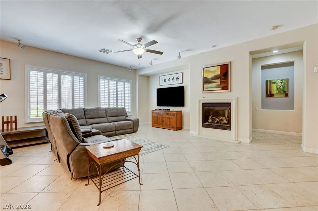7521 Java Sparrow, North Las Vegas, NV 89084