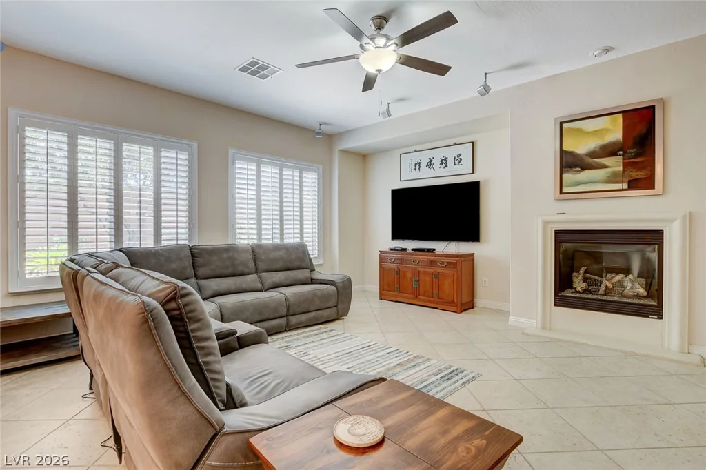 7521 Java Sparrow, North Las Vegas, NV 89084
