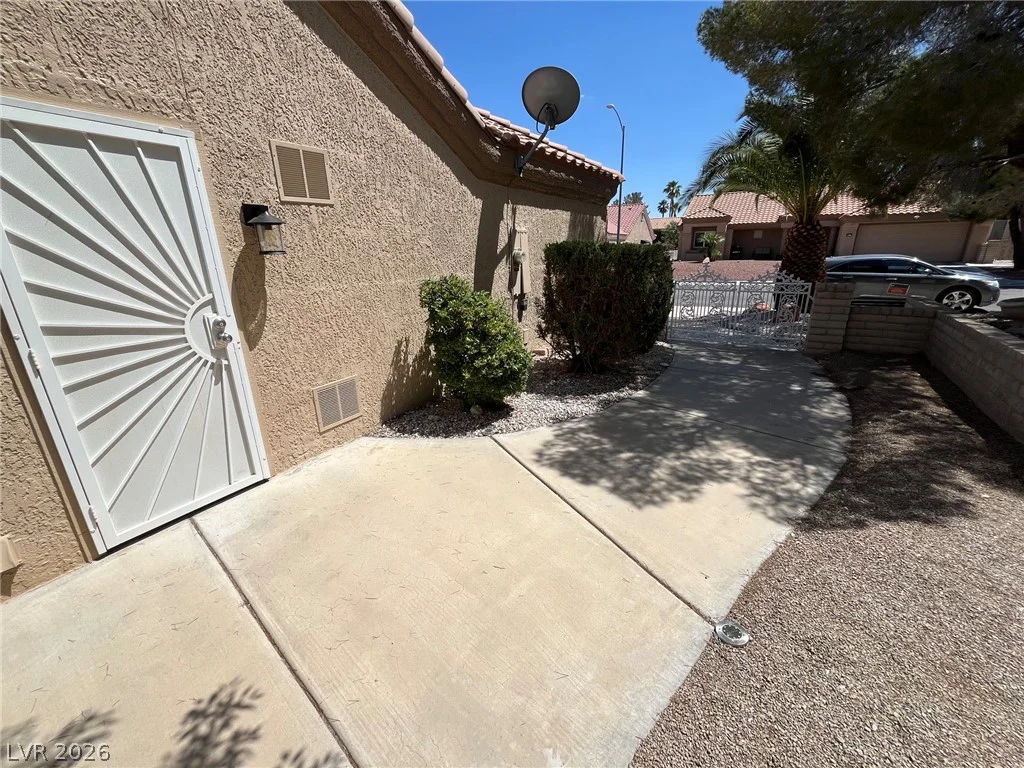 8912 Meadowood, Las Vegas, NV 89134