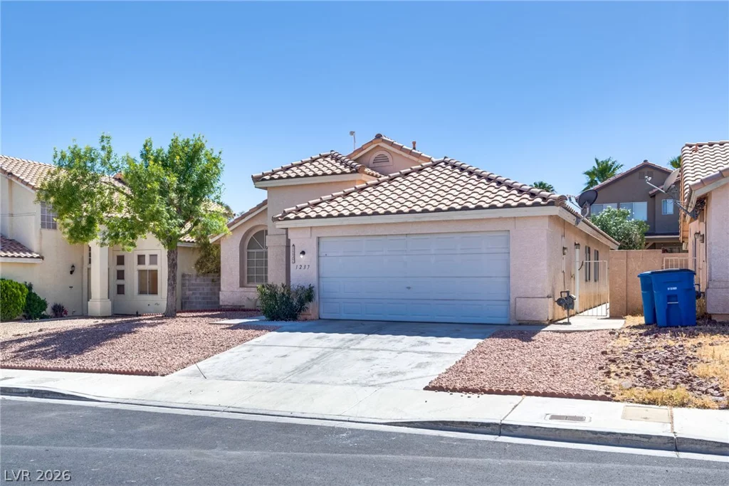 1237 Taramar, North Las Vegas, NV 89031