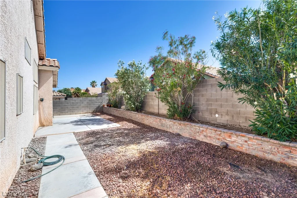 1237 Taramar, North Las Vegas, NV 89031