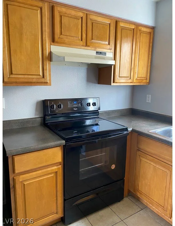 797 Harmon, Las Vegas, NV 89119