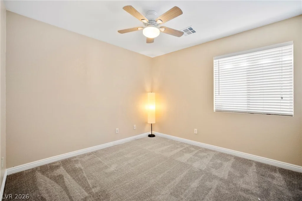 8572 Shady Pines, Las Vegas, NV 89143
