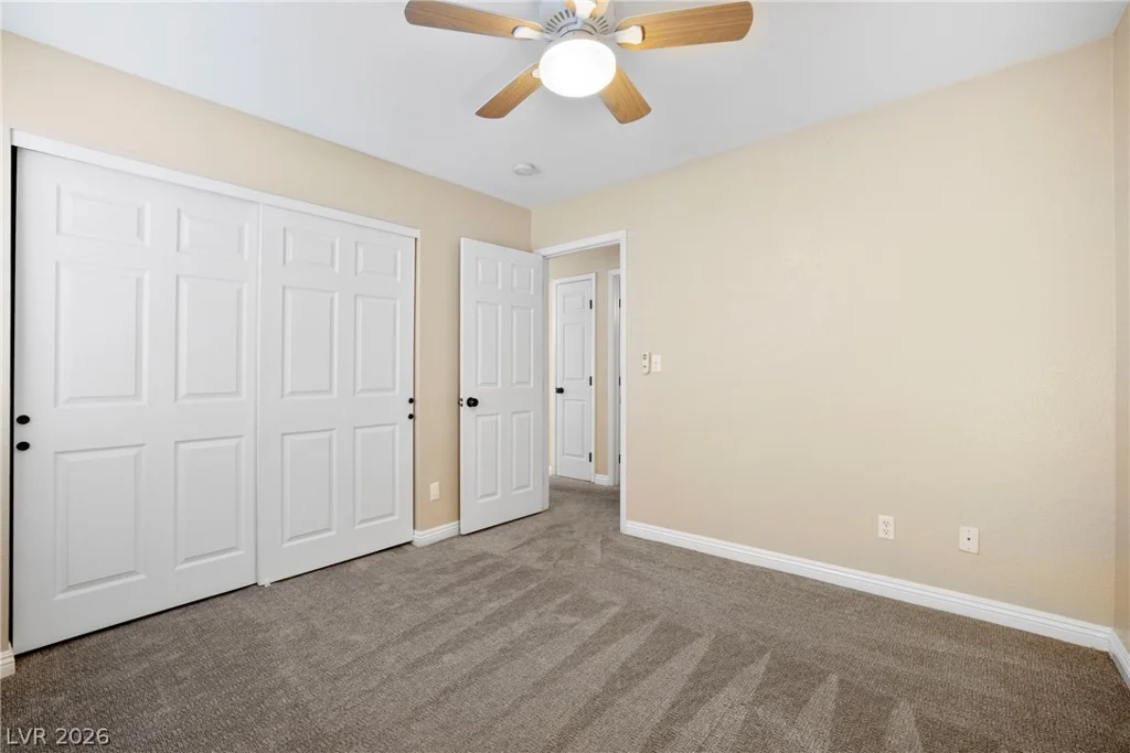 8572 Shady Pines, Las Vegas, NV 89143