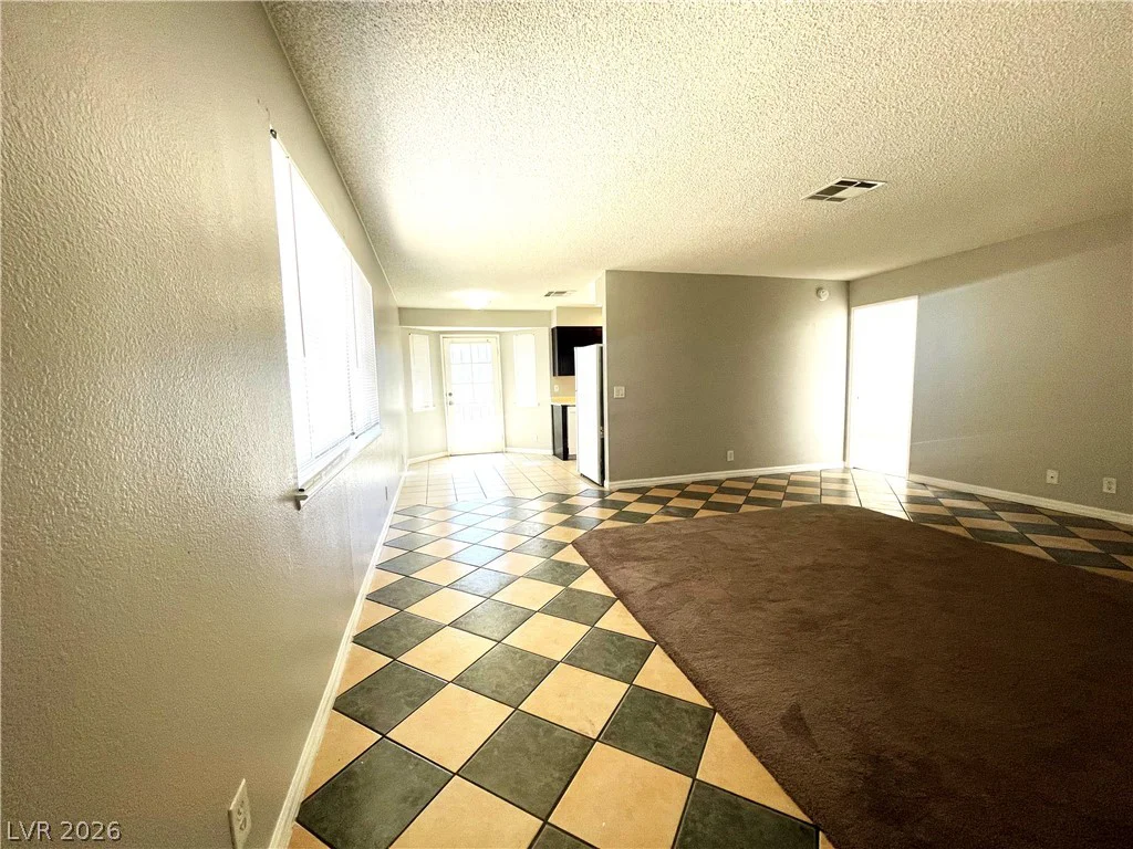 515 Chandler, Henderson, NV 89014