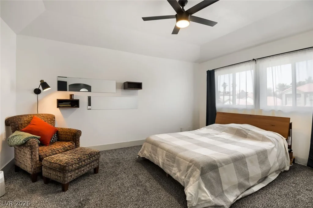 345 Warmside, Las Vegas, NV 89145