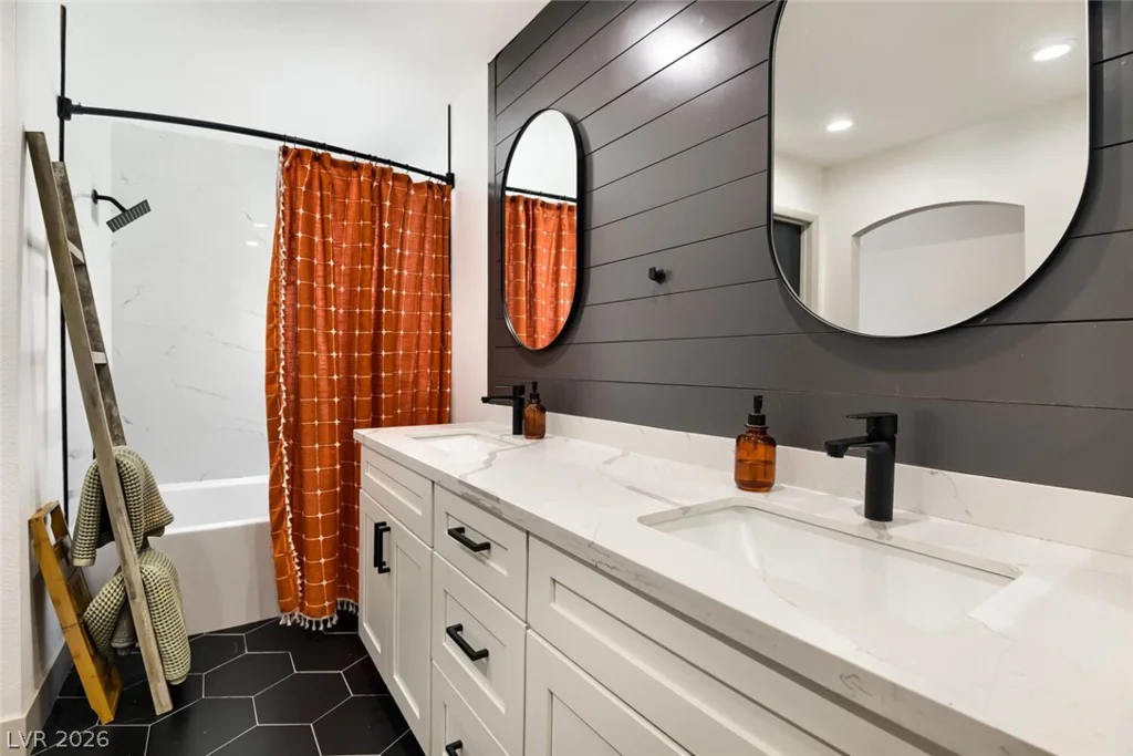 345 Warmside, Las Vegas, NV 89145