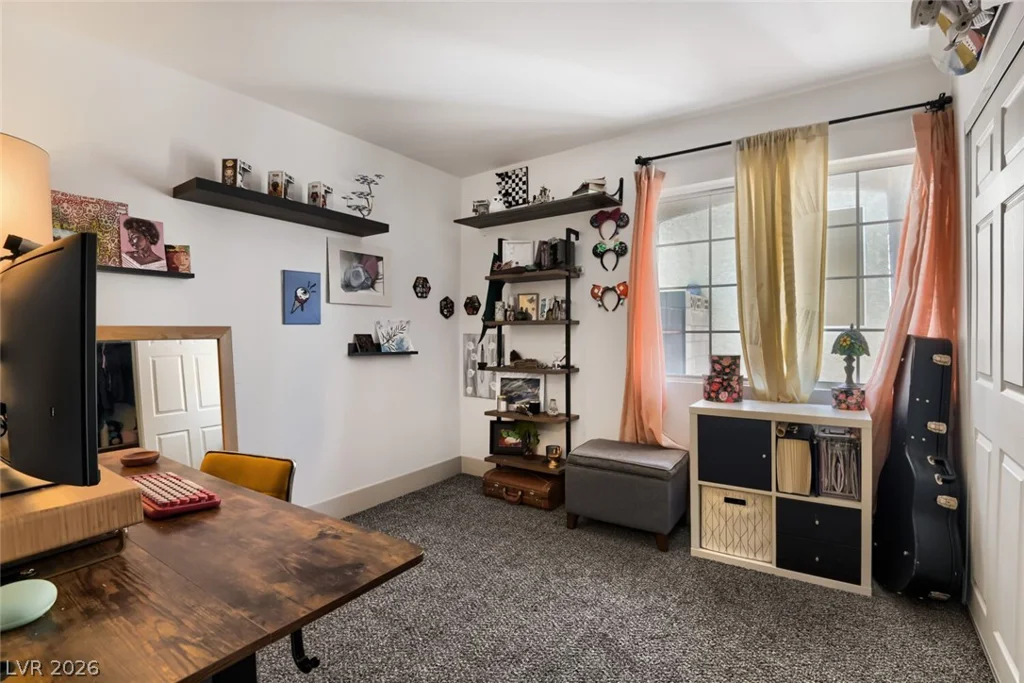 345 Warmside, Las Vegas, NV 89145