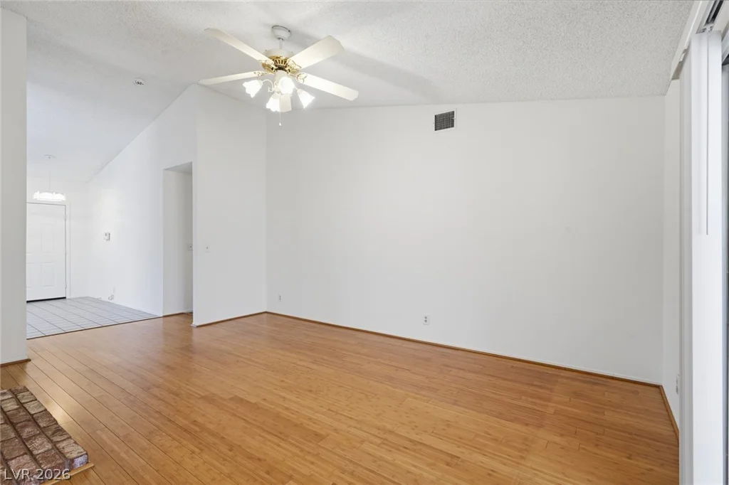 3004 Olivegrove, Las Vegas, NV 89108