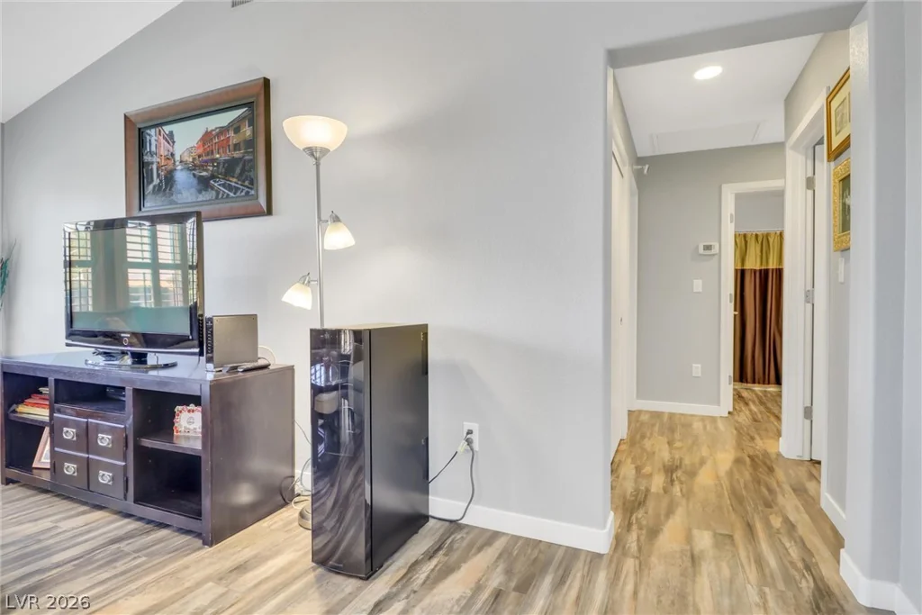 3012 Isaac River, Las Vegas, NV 89134