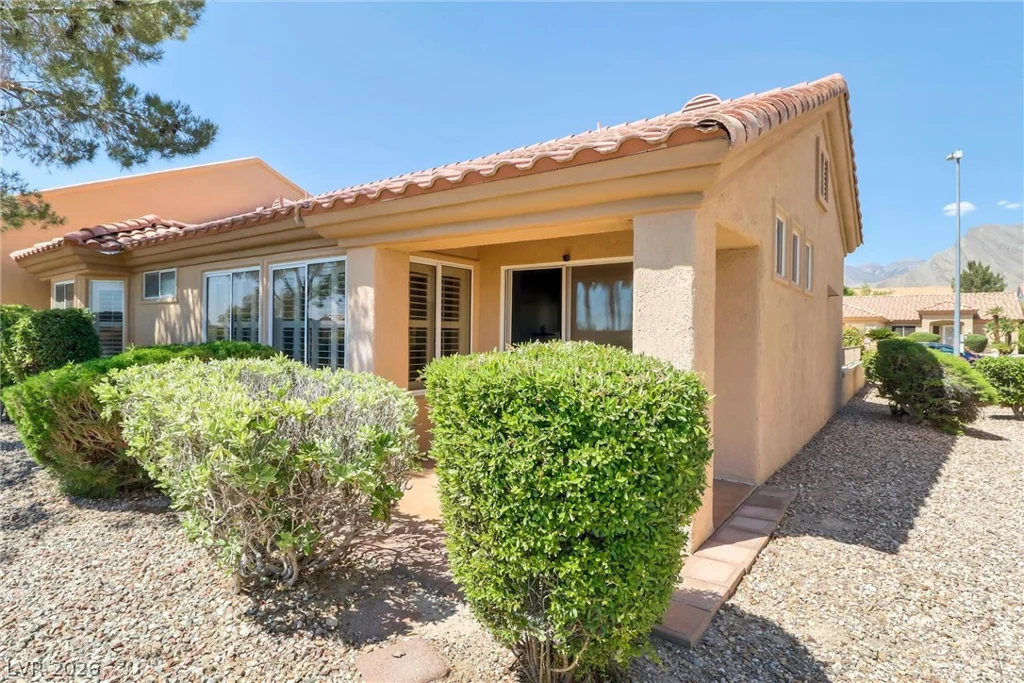 3012 Isaac River, Las Vegas, NV 89134