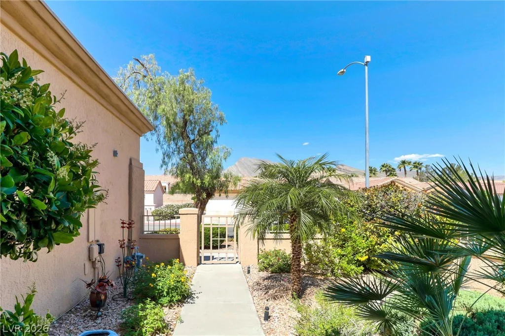 3012 Isaac River, Las Vegas, NV 89134