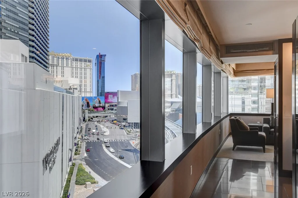2600 Harmon, Las Vegas, NV 89158