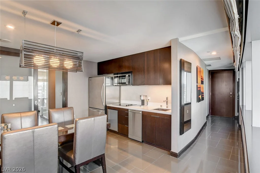 2600 Harmon, Las Vegas, NV 89158