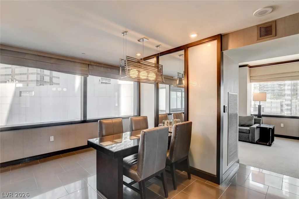 2600 Harmon, Las Vegas, NV 89158