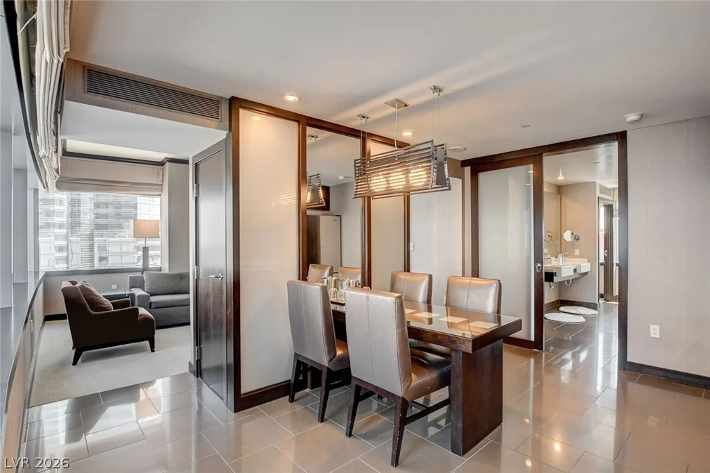 2600 Harmon, Las Vegas, NV 89158