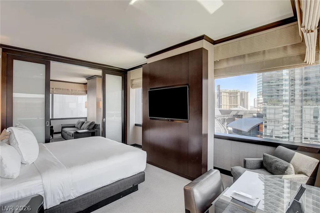 2600 Harmon, Las Vegas, NV 89158