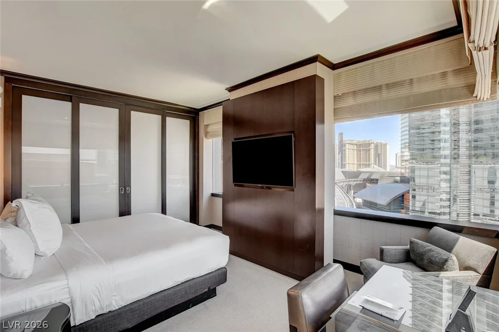 2600 Harmon, Las Vegas, NV 89158