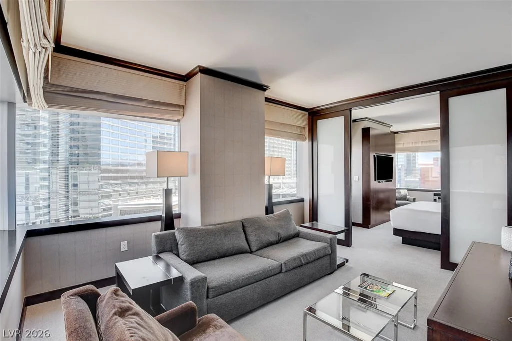 2600 Harmon, Las Vegas, NV 89158