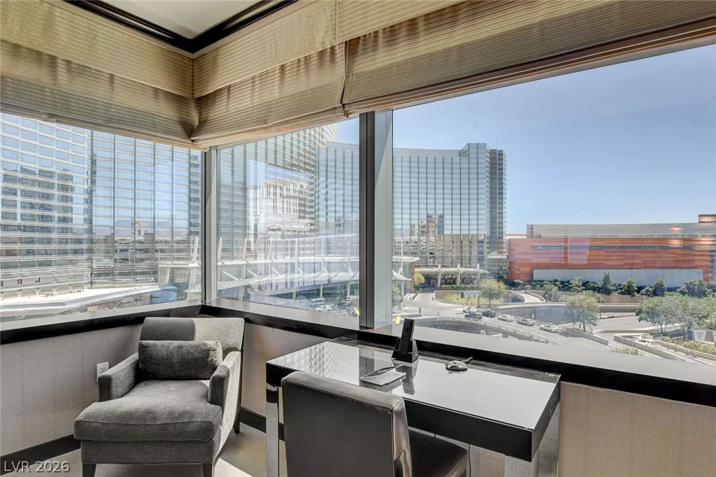 2600 Harmon, Las Vegas, NV 89158