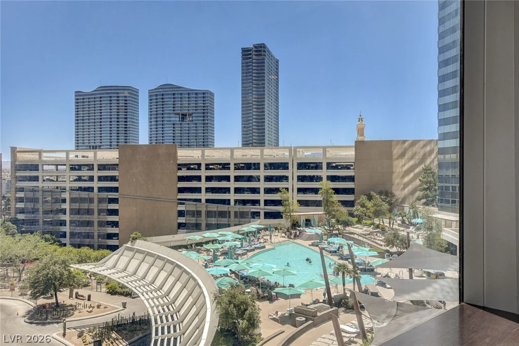 2600 Harmon, Las Vegas, NV 89158