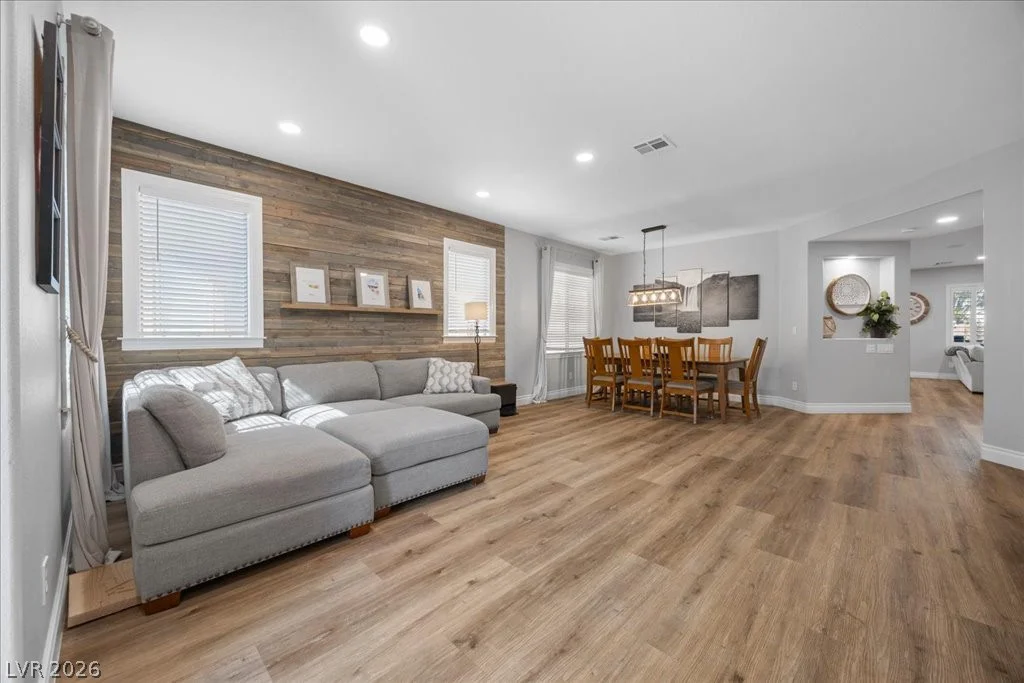 8224 Sawmill Falls, North Las Vegas, NV 89085