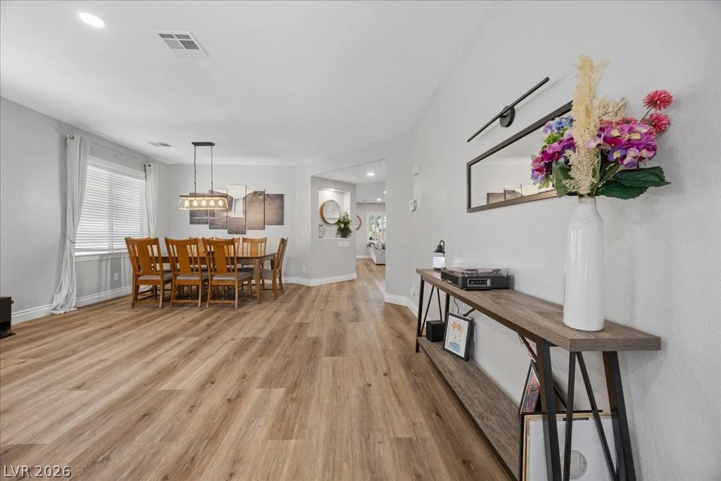 8224 Sawmill Falls, North Las Vegas, NV 89085