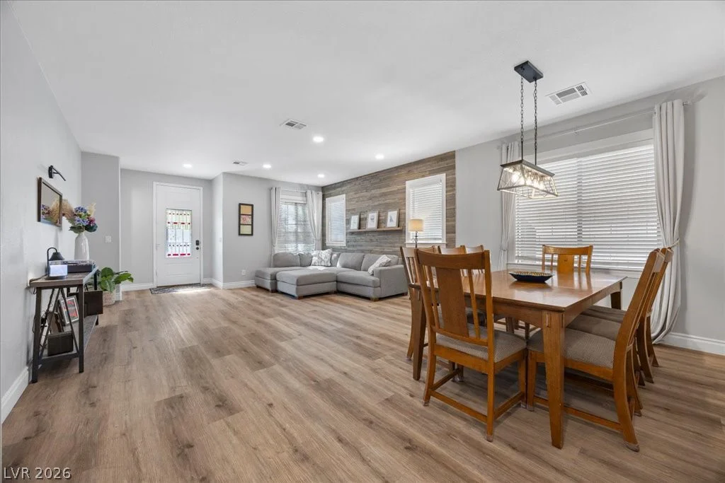8224 Sawmill Falls, North Las Vegas, NV 89085