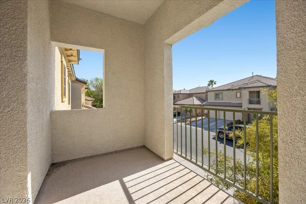 8224 Sawmill Falls, North Las Vegas, NV 89085
