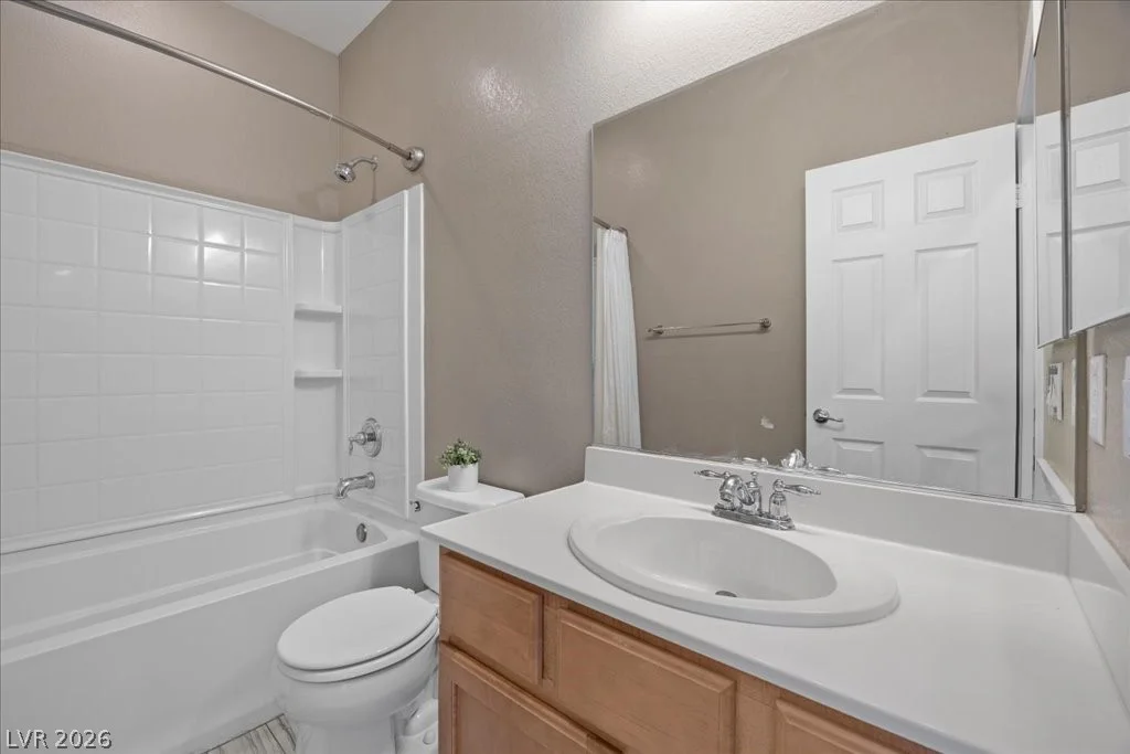 8224 Sawmill Falls, North Las Vegas, NV 89085