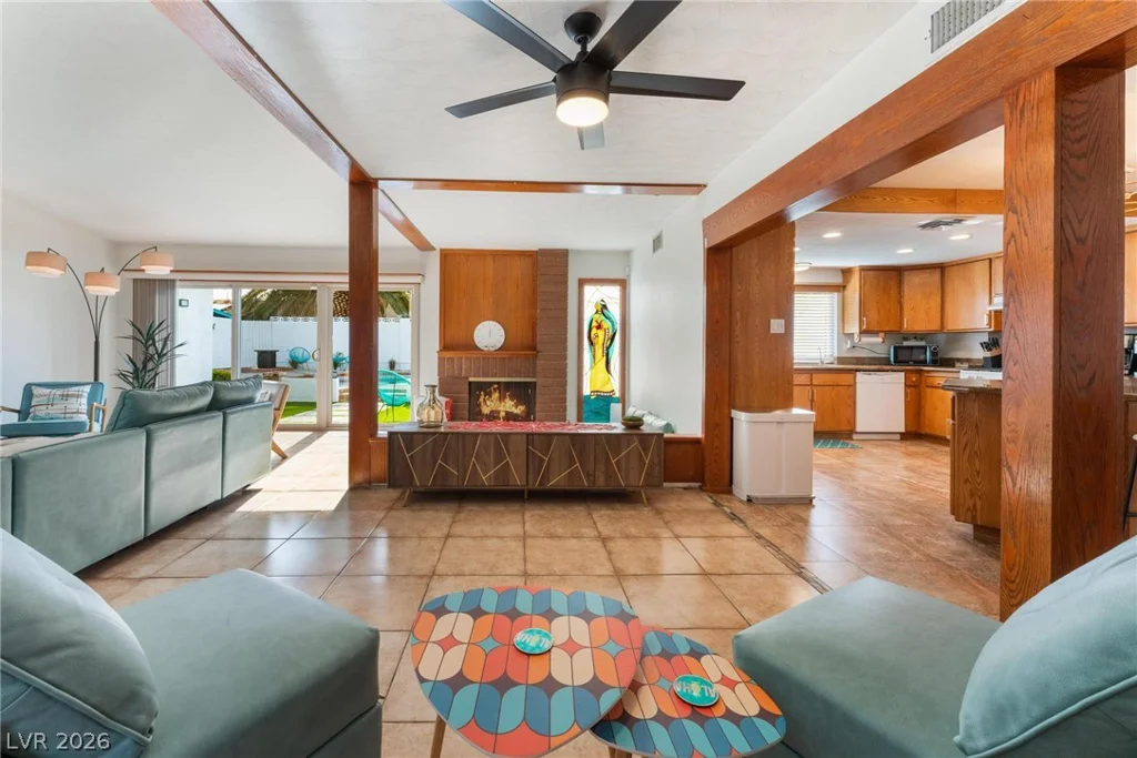 3115 Cabachon, Las Vegas, NV 89121