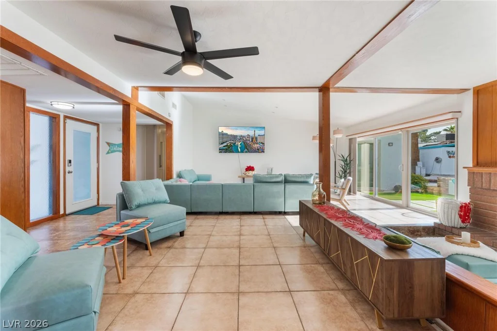 3115 Cabachon, Las Vegas, NV 89121