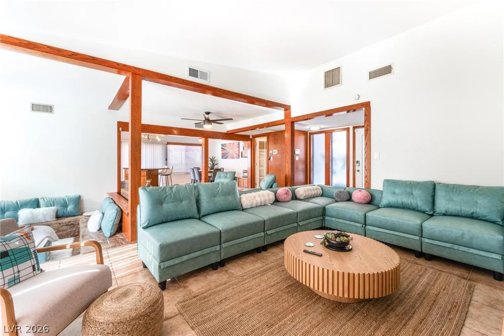 3115 Cabachon, Las Vegas, NV 89121
