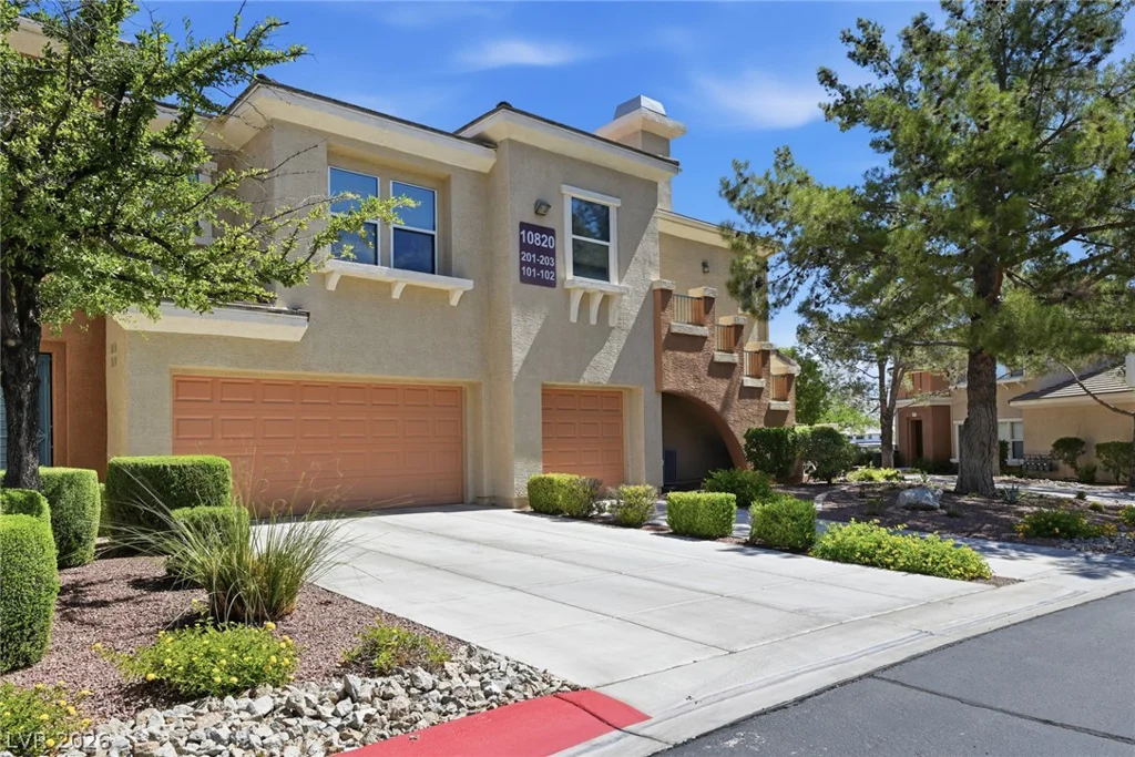 10820 Amber Ridge, Las Vegas, NV 89144