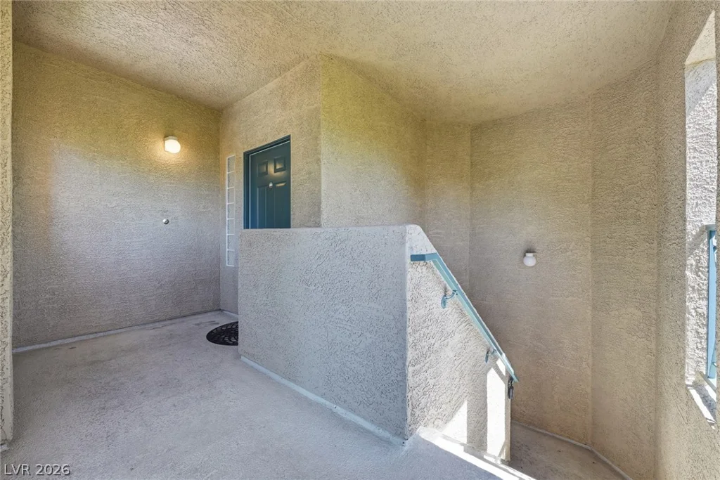 10820 Amber Ridge, Las Vegas, NV 89144