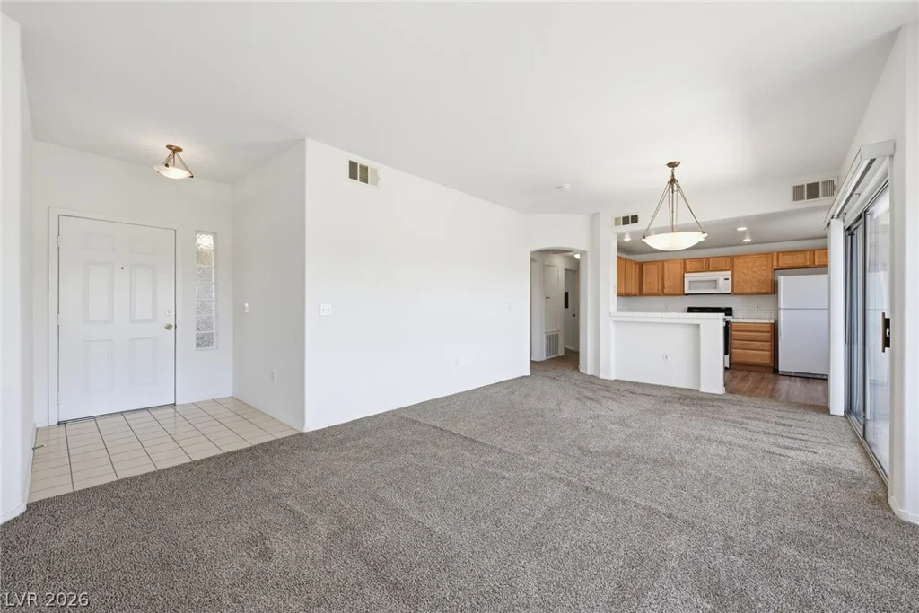 10820 Amber Ridge, Las Vegas, NV 89144