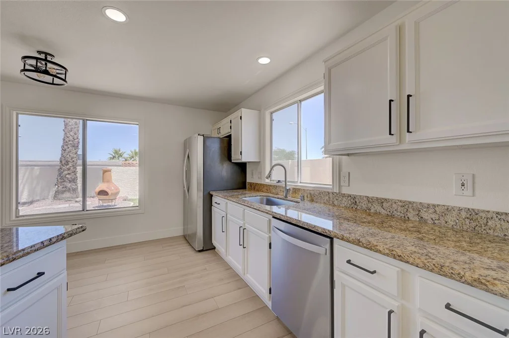 400 Breeze, Henderson, NV 89015