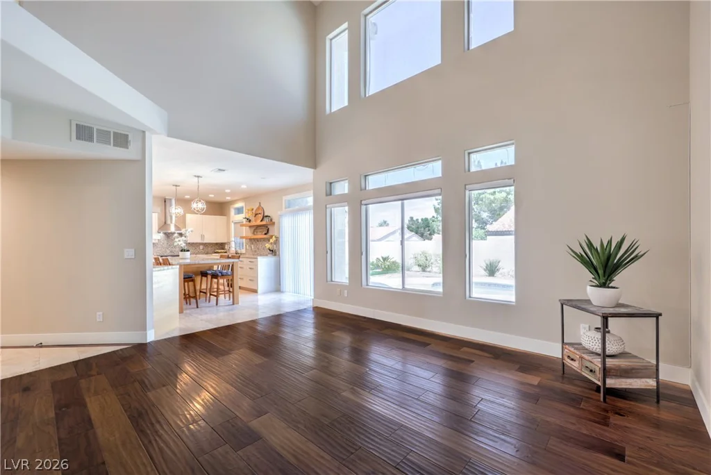 4722 Lomas Santa Fe, Las Vegas, NV 89147