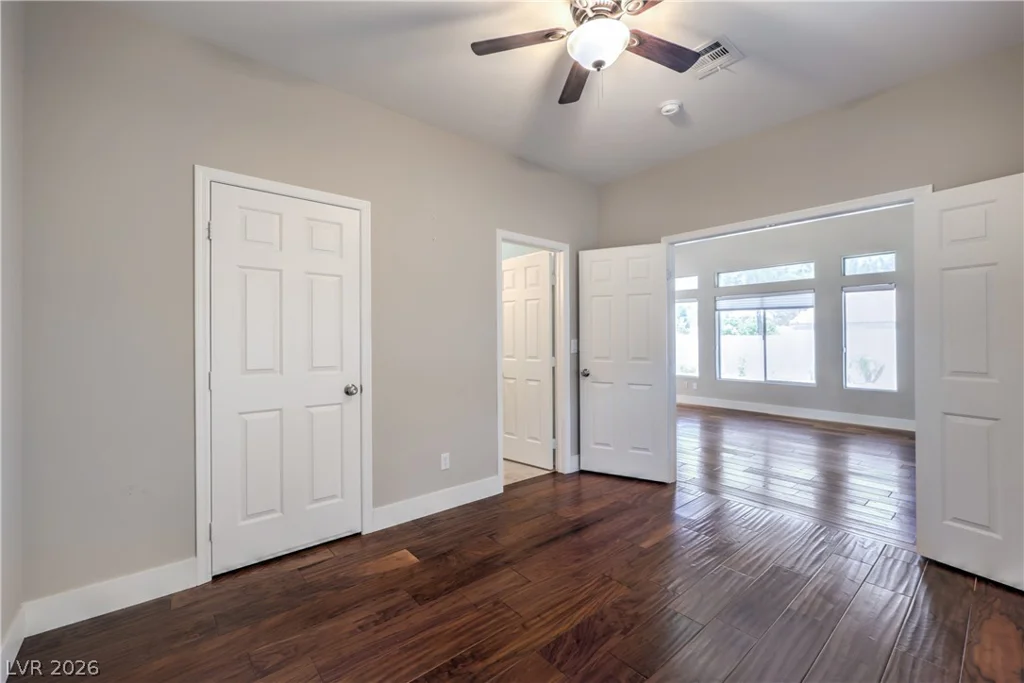 4722 Lomas Santa Fe, Las Vegas, NV 89147