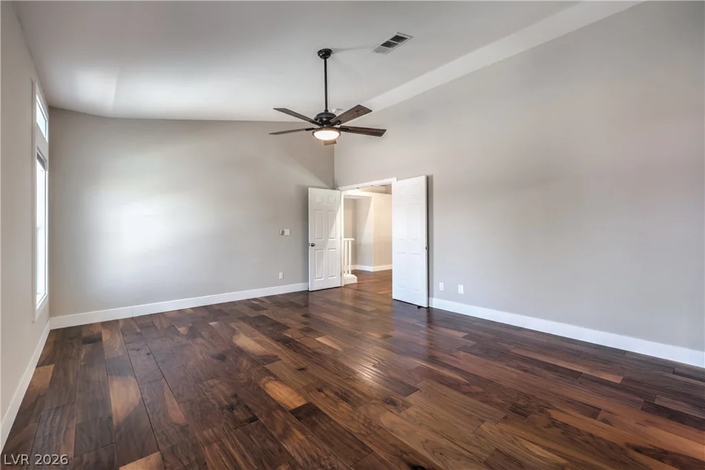 4722 Lomas Santa Fe, Las Vegas, NV 89147