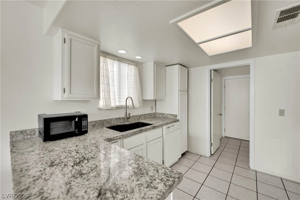 8057 Cimarron Ridge, Las Vegas, NV 89128
