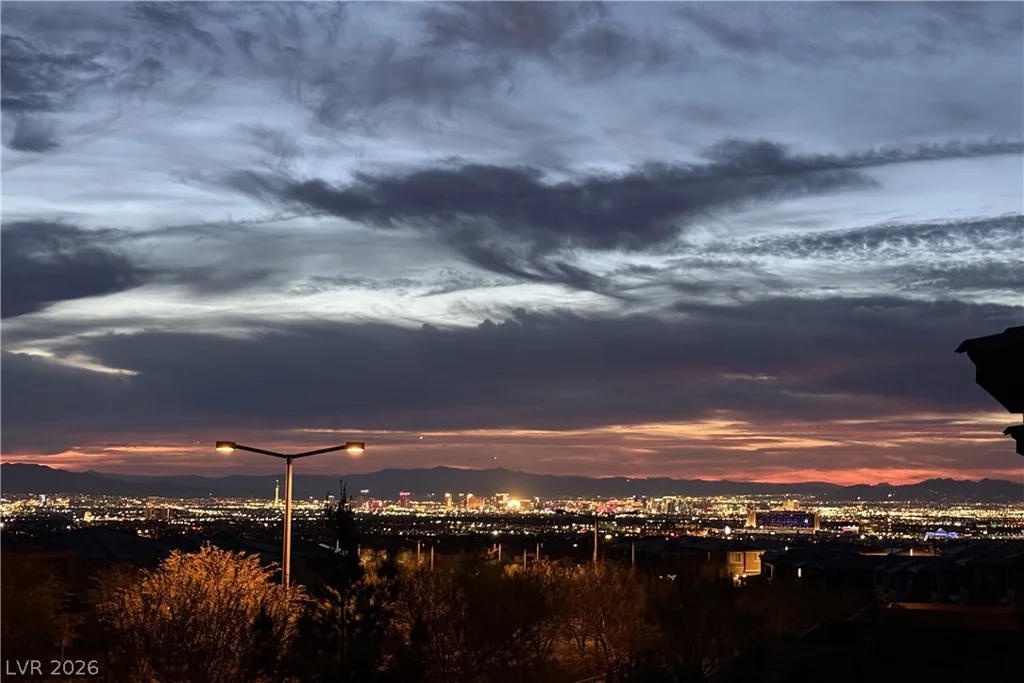 12528 Oregon Cherry, Las Vegas, NV 89138
