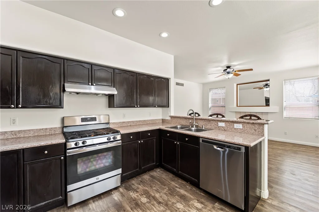 233 Horizon Peak, Henderson, NV 89012