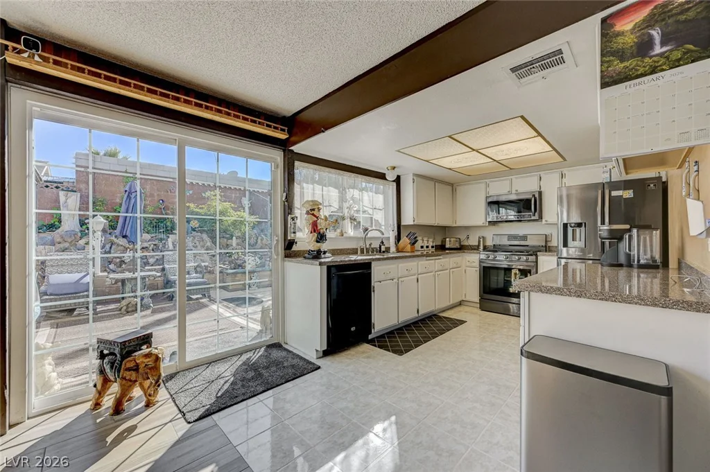 4523 Catherine, Las Vegas, NV 89121